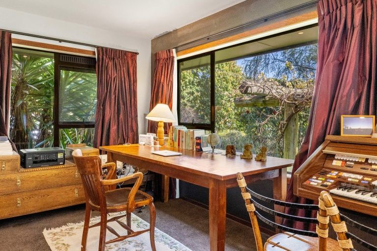 Photo of property in 14 Glen Mohr, Acacia Bay, Taupo, 3385