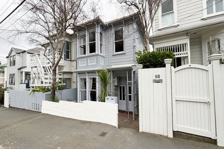 Photo of property in 92 Austin Street, Mount Victoria, Wellington, 6011