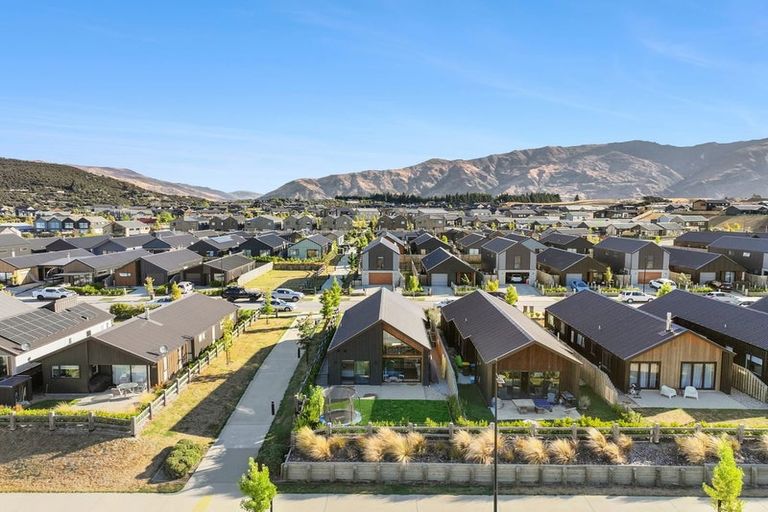 Photo of property in Northlake, 28 Malvern Road, Wanaka, 9305