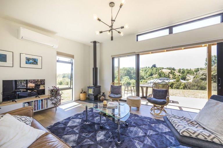 Photo of property in 62 Kingsdale Park Drive, Aokautere, Palmerston North, 4471