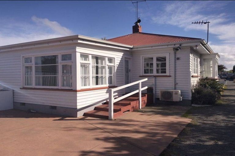 Photo of property in 56 Mackworth Street, Woolston, Christchurch, 8062