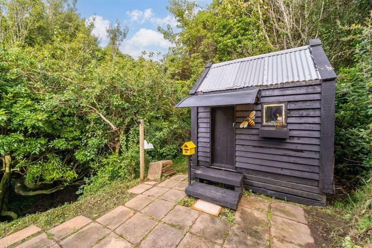 Photo of property in 1151 Paekakariki Hill Road, Paekakariki Hill, Porirua, 5381