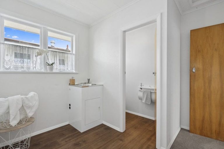 Photo of property in 210 Taita Drive, Avalon, Lower Hutt, 5011