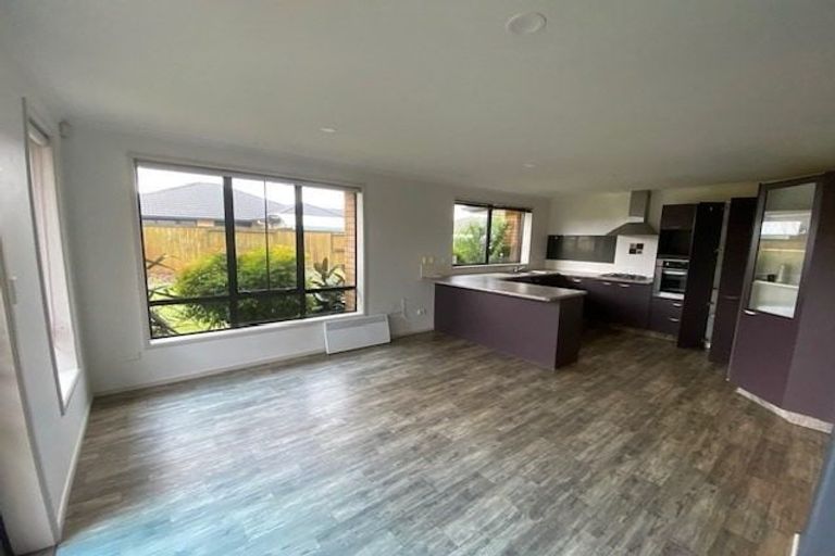 Photo of property in 8 Parkwood Place, Papamoa Beach, Papamoa, 3118