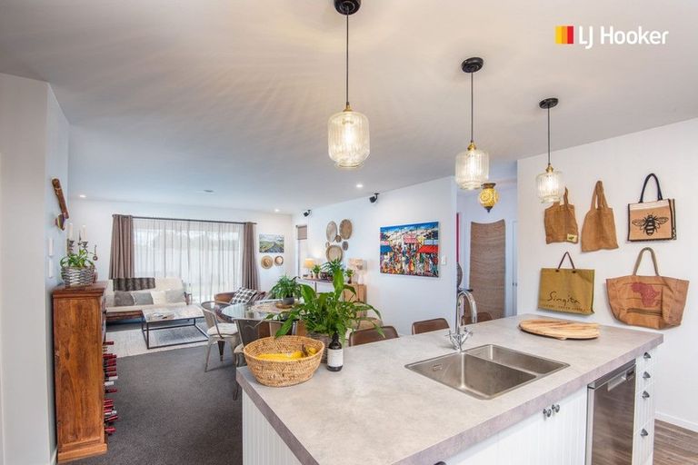 Photo of property in 18 Mallard Drive, Waihola, Outram, 9073