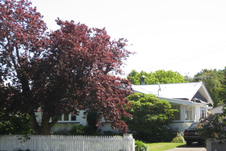 Photo of property in 135 Petrie Street, Richmond, Christchurch, 8013