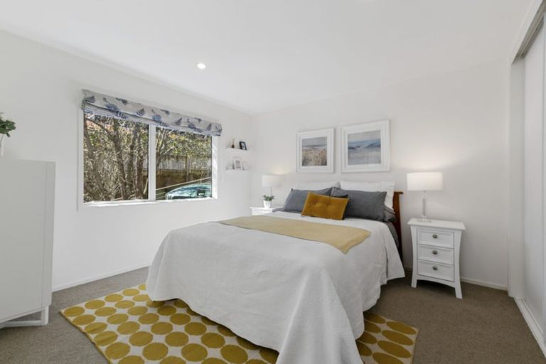 Photo of property in 92a Beach Road, Castor Bay, Auckland, 0620