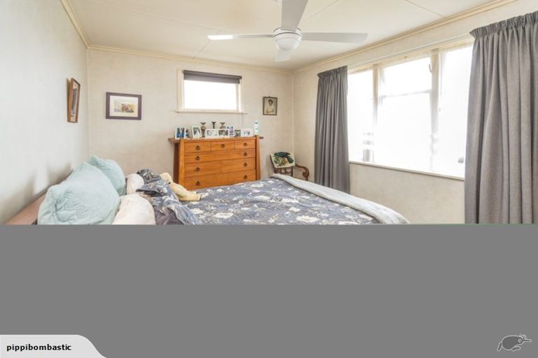 Photo of property in 25 Ruapehu Street, Castlecliff, Whanganui, 4501
