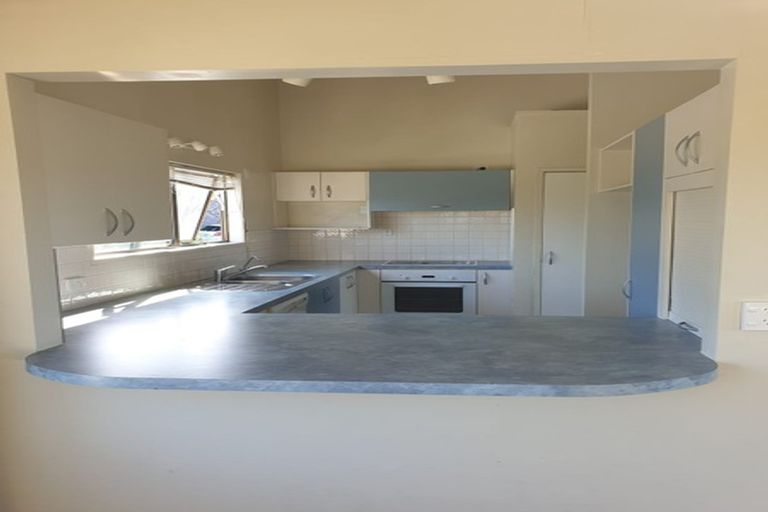 Photo of property in 38 Tree View Avenue, Glenfield, Auckland, 0629