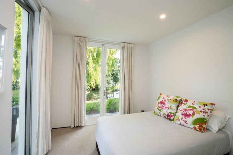 Photo of property in 100a Glandovey Road, Fendalton, Christchurch, 8052