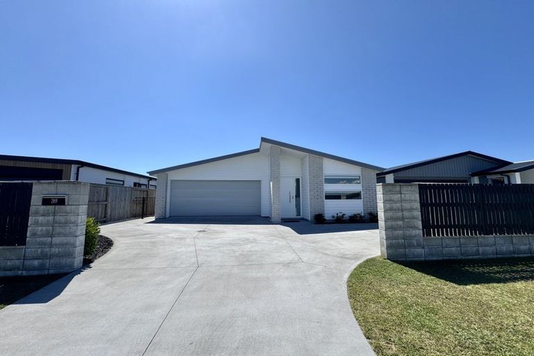 Photo of property in 269 Te Okuroa Drive, Papamoa, 3118