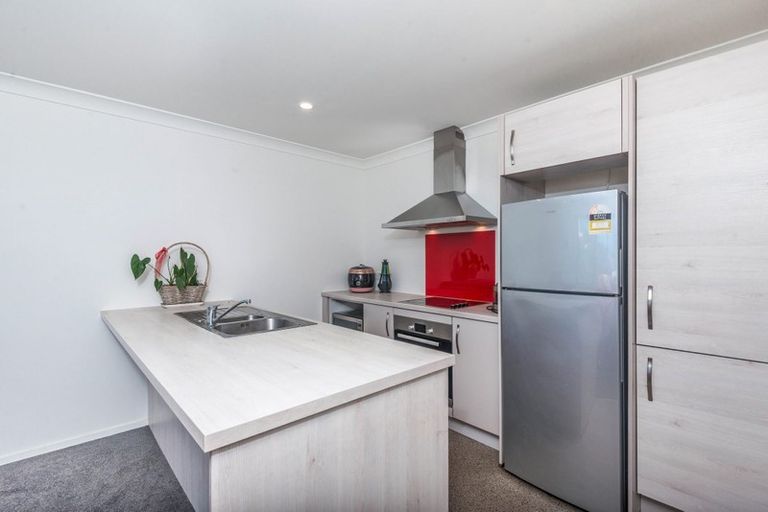 Photo of property in 8b Homebush Road, Khandallah, Wellington, 6035