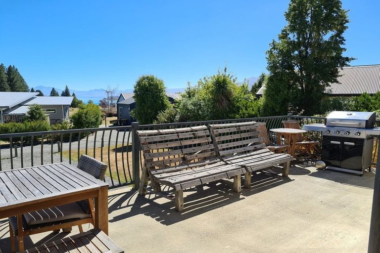 Photo of property in 25 Hamilton Drive, Lake Tekapo, 7999