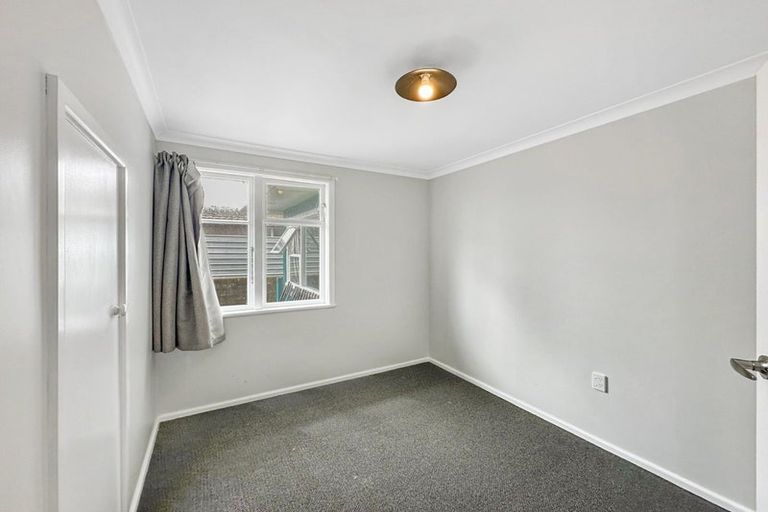 Photo of property in 136 Karaka Street, Castlecliff, Whanganui, 4501