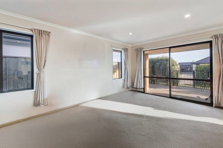 Photo of property in 42 Whakatipu Street, Pegasus, 7612