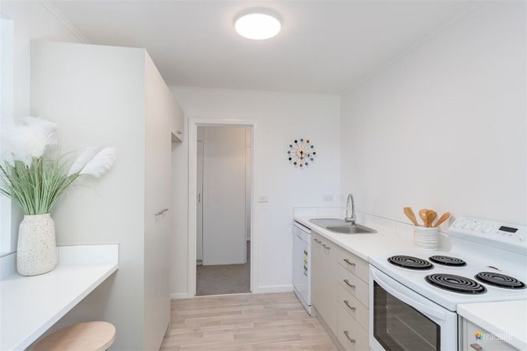 Photo of property in 3 Guiness Street, Avalon, Lower Hutt, 5011