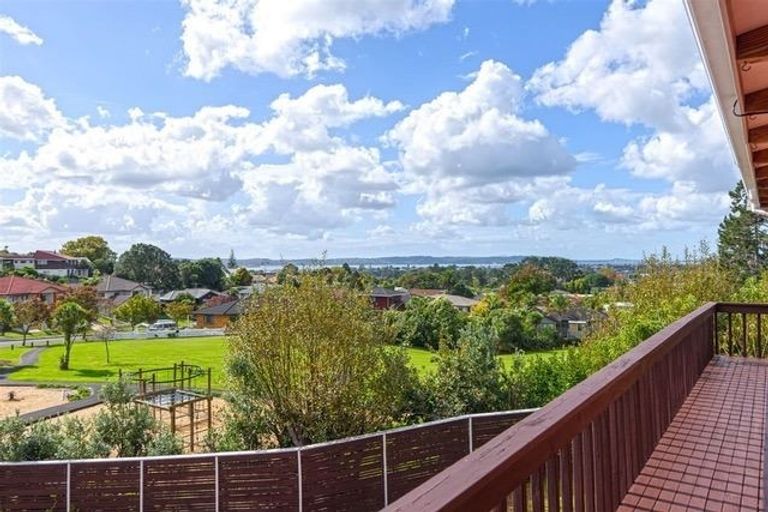 Photo of property in 21 Sturm Avenue, Massey, Auckland, 0614