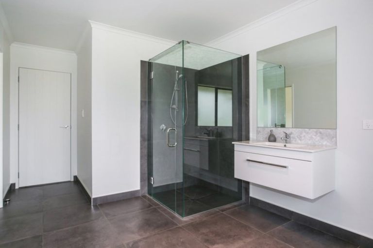 Photo of property in 199 Glenbrook Waiuku Road, Glenbrook, 2681