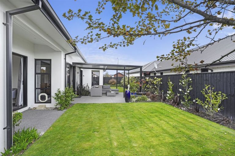 Photo of property in 116 Bibiana Street, Aidanfield, Christchurch, 8025