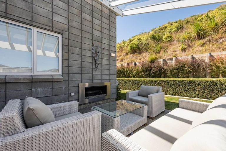 Photo of property in 36 Margaret Shields Avenue, Aotea, Porirua, 5024