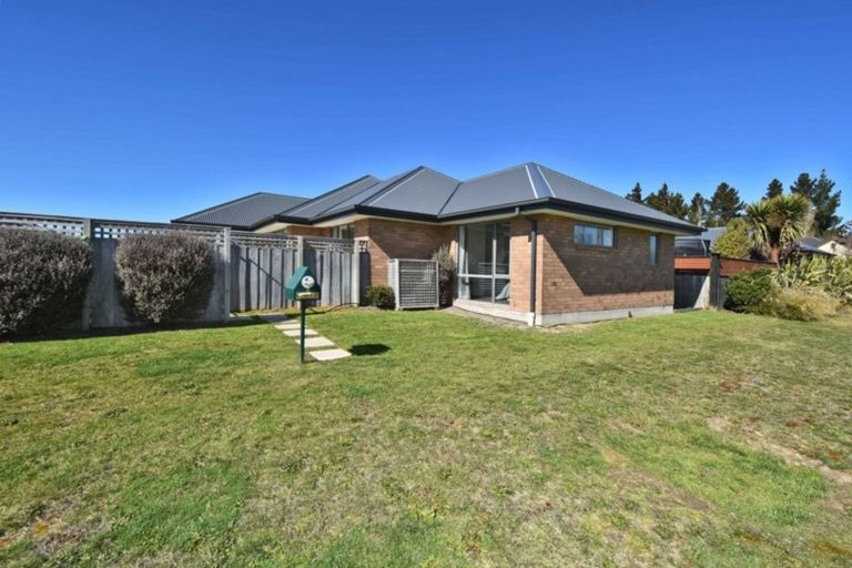 Photo of property in 8 Waipara Road, Pegasus, 7612