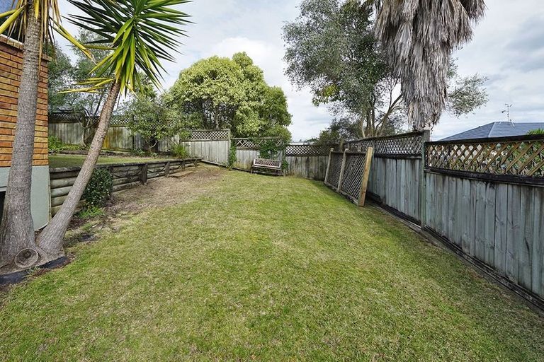 Photo of property in 52 Greenfield Drive, Western Heights, Hamilton, 3200