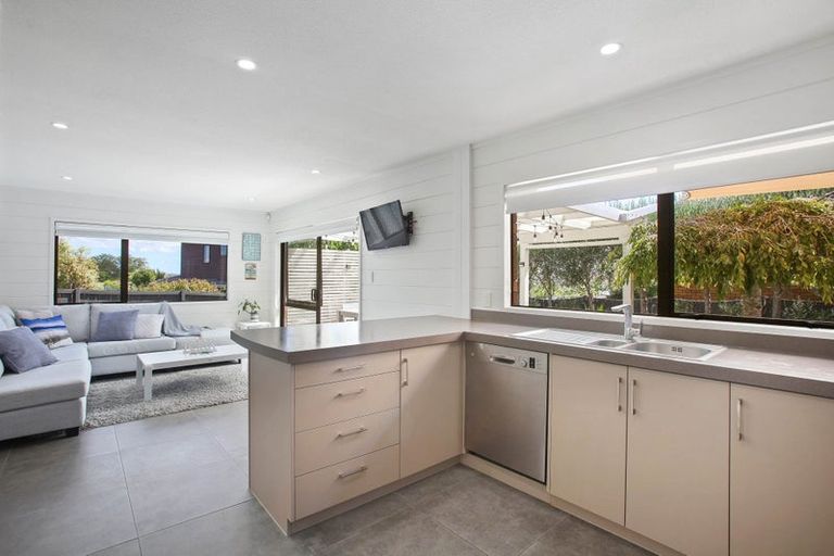 Photo of property in 143 Whitford Road, Somerville, Auckland, 2014