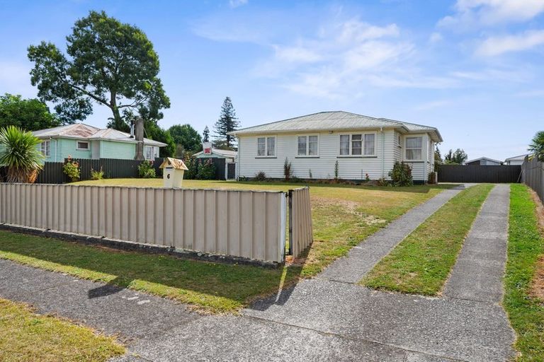 Photo of property in 6 Linton Place, Tokoroa, 3420