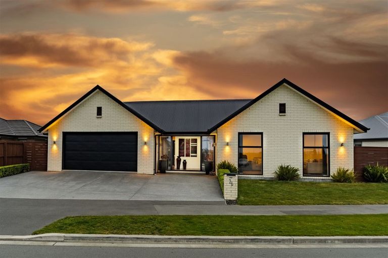 Photo of property in 26 Winfield Drive, Wigram, Christchurch, 8042