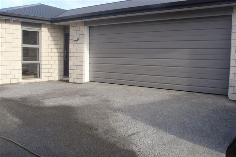Photo of property in 34 Puhirake Crescent, Pyes Pa, Tauranga, 3112