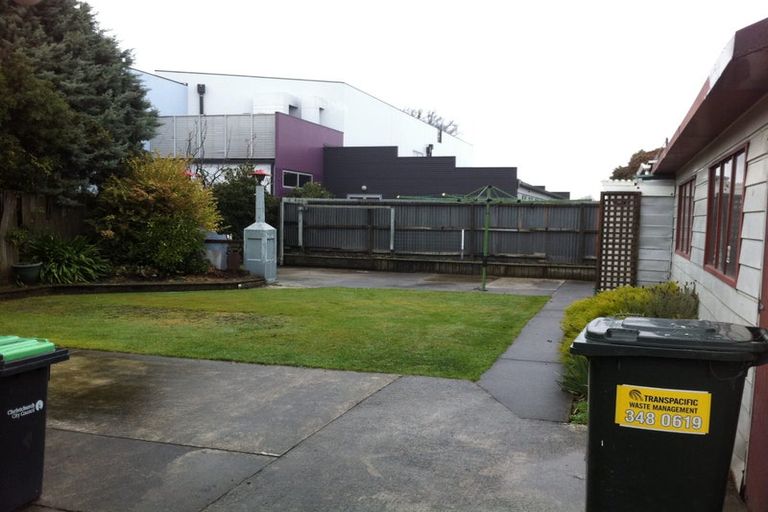 Photo of property in 4 Haynes Avenue, Upper Riccarton, Christchurch, 8041
