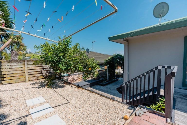 Photo of property in 12 Thornlea Drive, Welcome Bay, Tauranga, 3112