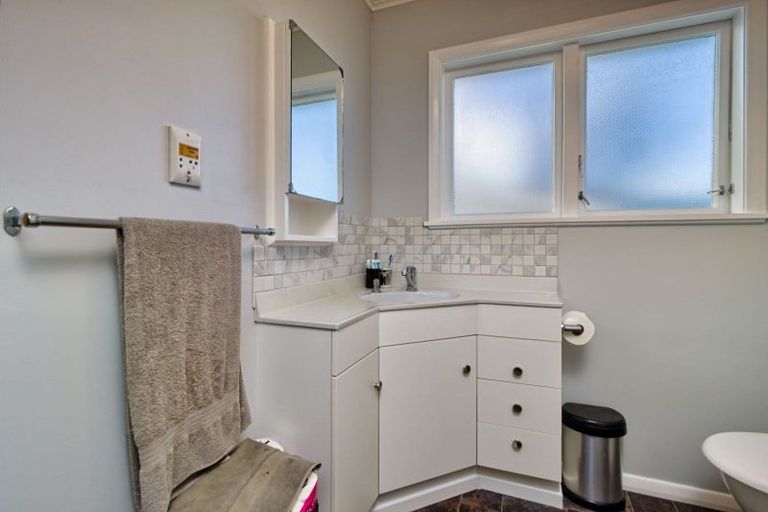 Photo of property in 12 Woodhouse Place, Pirimai, Napier, 4112