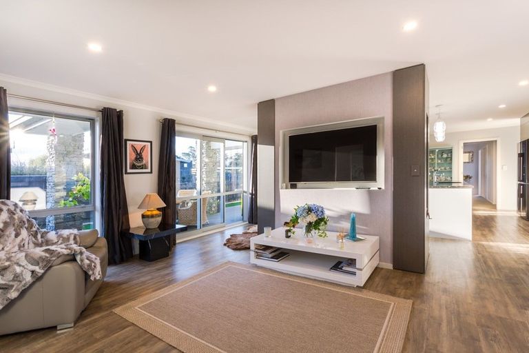 Photo of property in 4 Prendiville Lane, Greytown, 5712