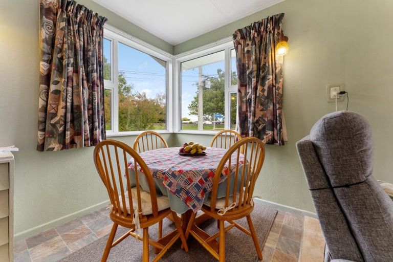 Photo of property in 76 Lethbridge Street, Feilding, 4702