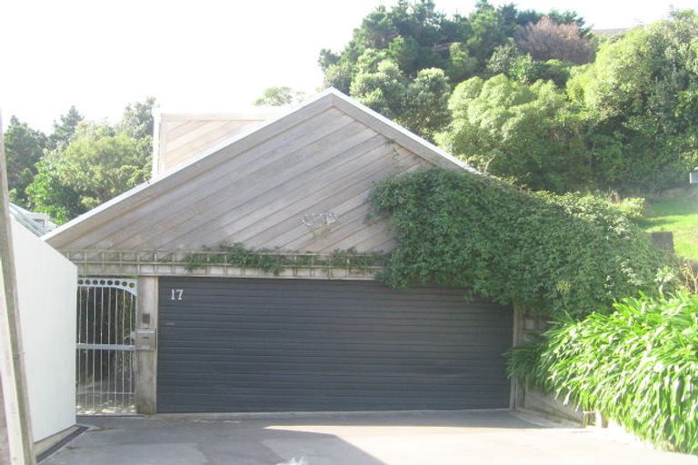 Photo of property in 17 Church Lane, Point Howard, Lower Hutt, 5013