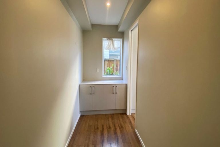 Photo of property in 12 Marsh Avenue, Forrest Hill, Auckland, 0620