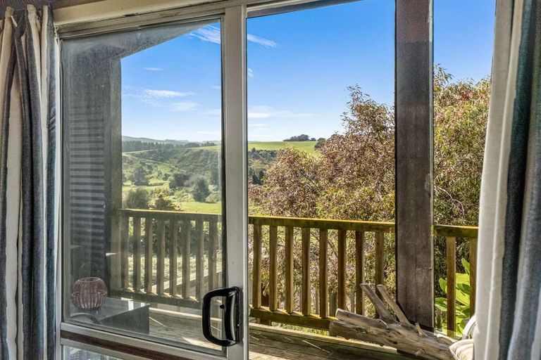 Photo of property in 16 Hall Street, Motunau, Waipara, 7387