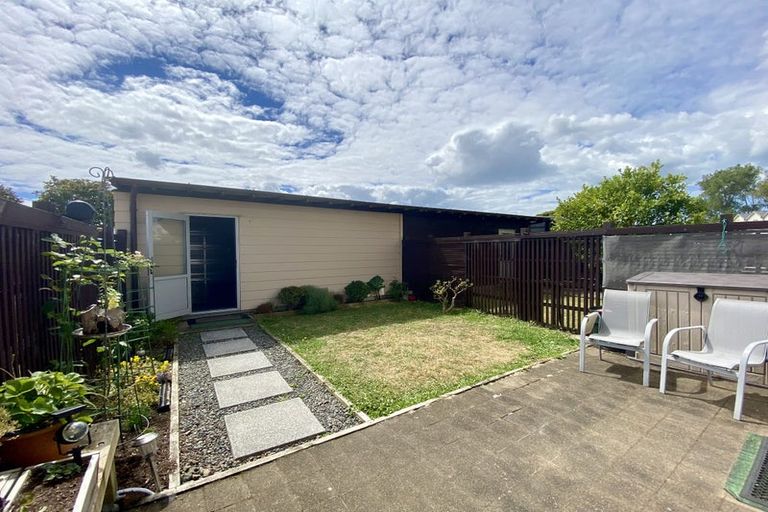 Photo of property in 30 Kirikiri Lane, East Tamaki, Auckland, 2013