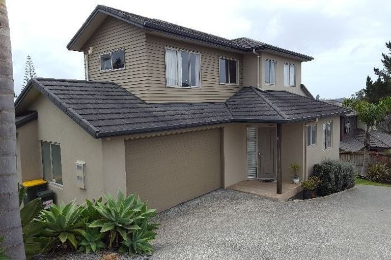 Photo of property in 24d Schnapper Rock Road, Schnapper Rock, Auckland, 0632