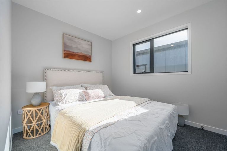 Photo of property in 14 Pohewa Road, Silverdale, 0932