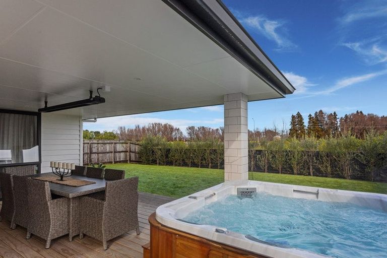 Photo of property in 9 Kotare Drive, Coastlands, Whakatane, 3120