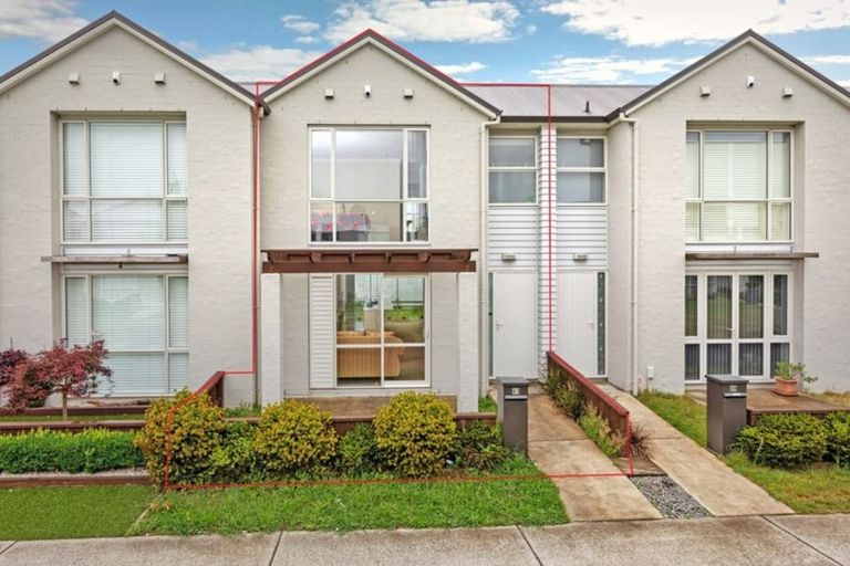 Photo of property in 41 Hollowout Street, Takanini, 2112