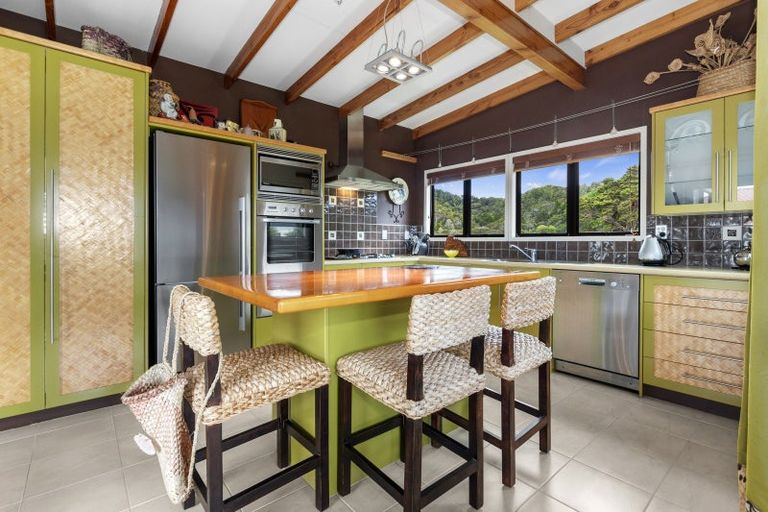 Photo of property in 27 Taiwa Road, Oakura, Hikurangi, 0184