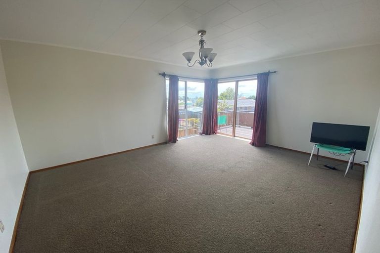 Photo of property in 1/11 Charntay Avenue, Clover Park, Auckland, 2019