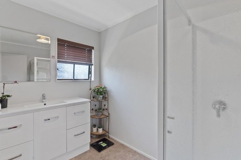 Photo of property in 14 Mcewan Place, Fitzroy, Hamilton, 3206