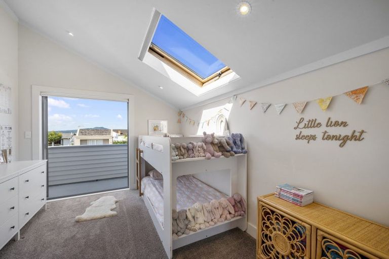 Photo of property in 51 Milford Road, Milford, Auckland, 0620