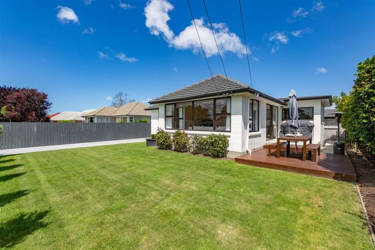 Photo of property in 98 Briggs Road, Shirley, Christchurch, 8052