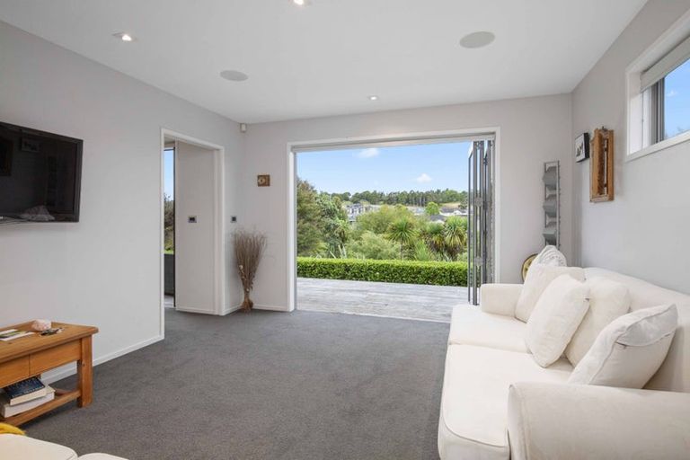 Photo of property in 11 Stockyard Crescent, Pukekohe, 2120