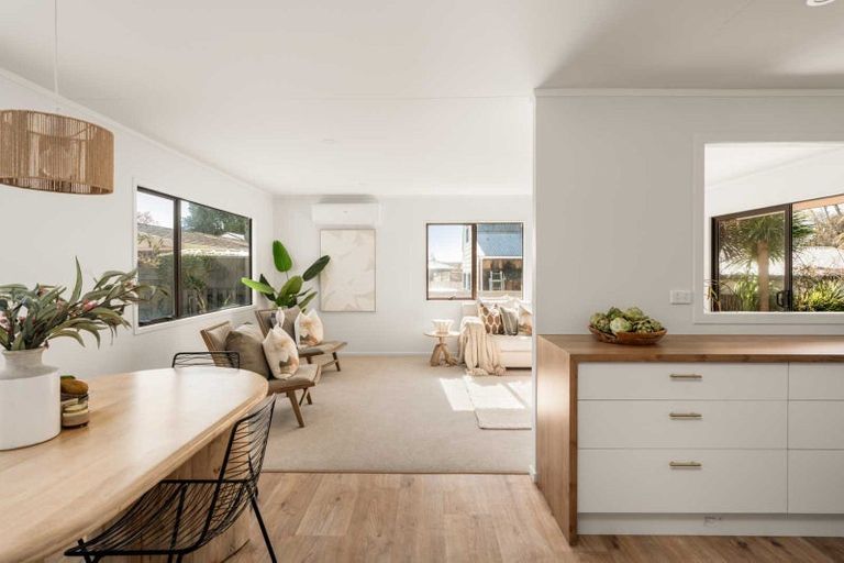 Photo of property in 14 Hastings Street, Te Puke, 3119